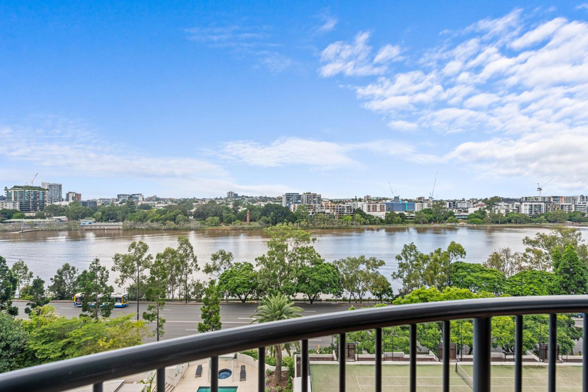 The Oasis Apartments Brisbane Exterior foto