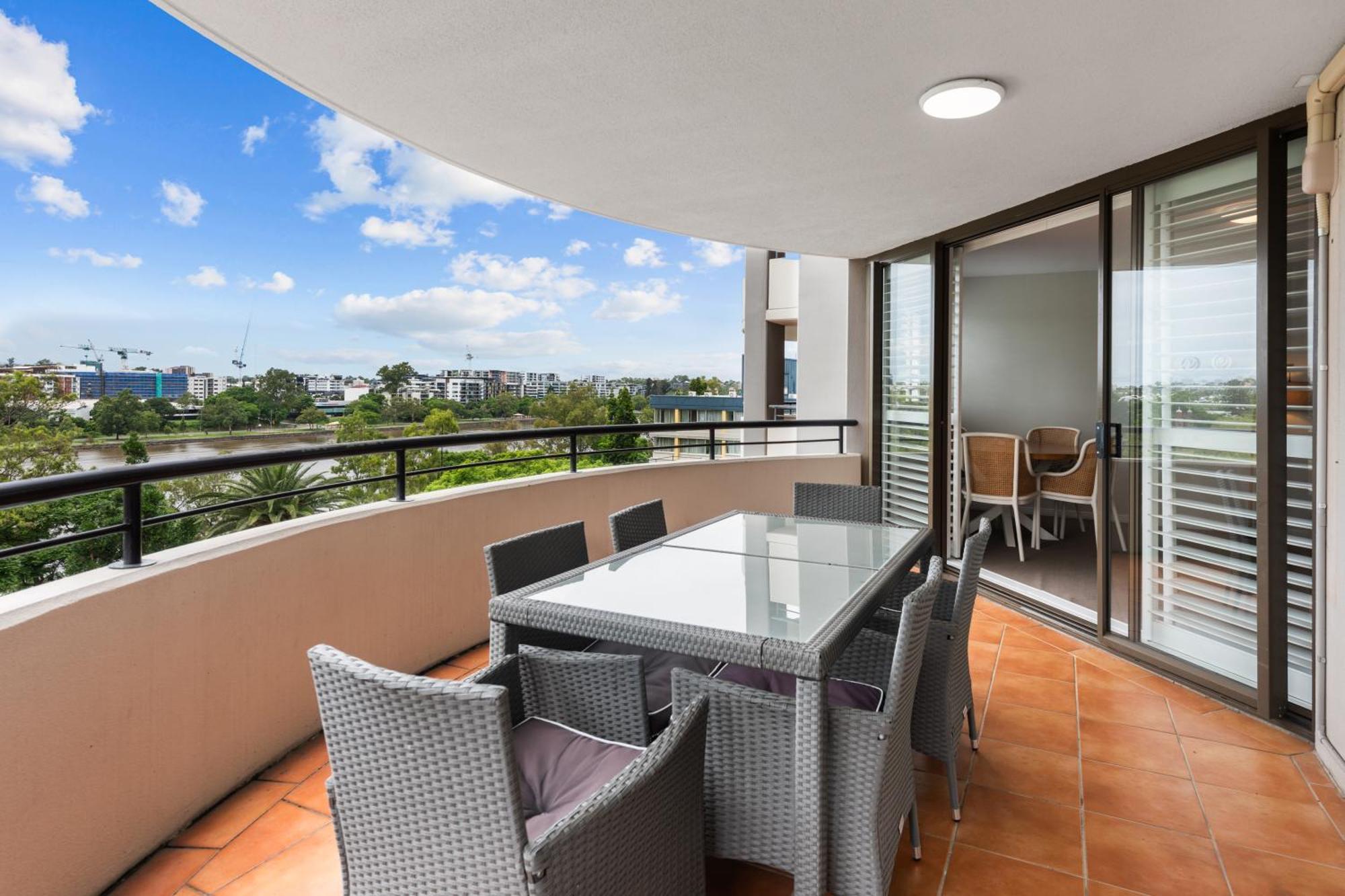 The Oasis Apartments Brisbane Exterior foto